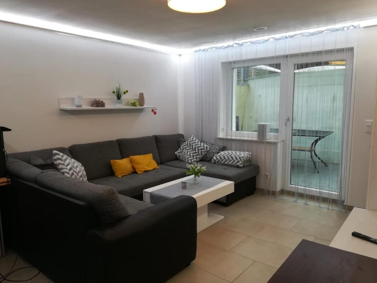 Ferienwohnung Taunusrast-Usi Usingen Exterior foto