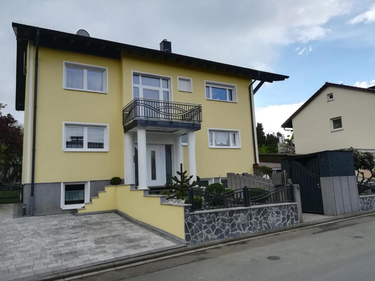 Ferienwohnung Taunusrast-Usi Usingen Exterior foto